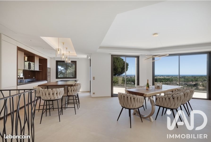 Maison à vendre, 200m², Mandelieu-la-Napoule