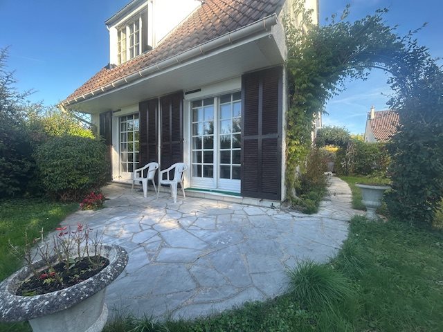 Maison à vendre, 120m², Breuillet