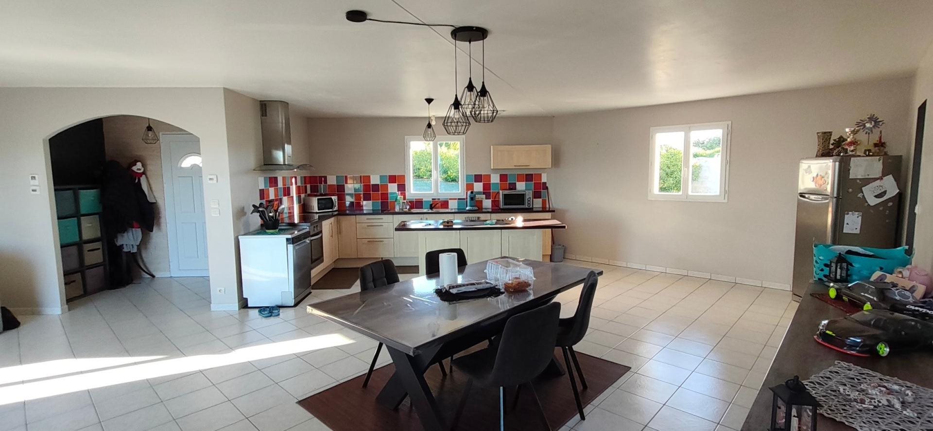 Maison à vendre, 120m², Saint-Pierre-de-Juillers