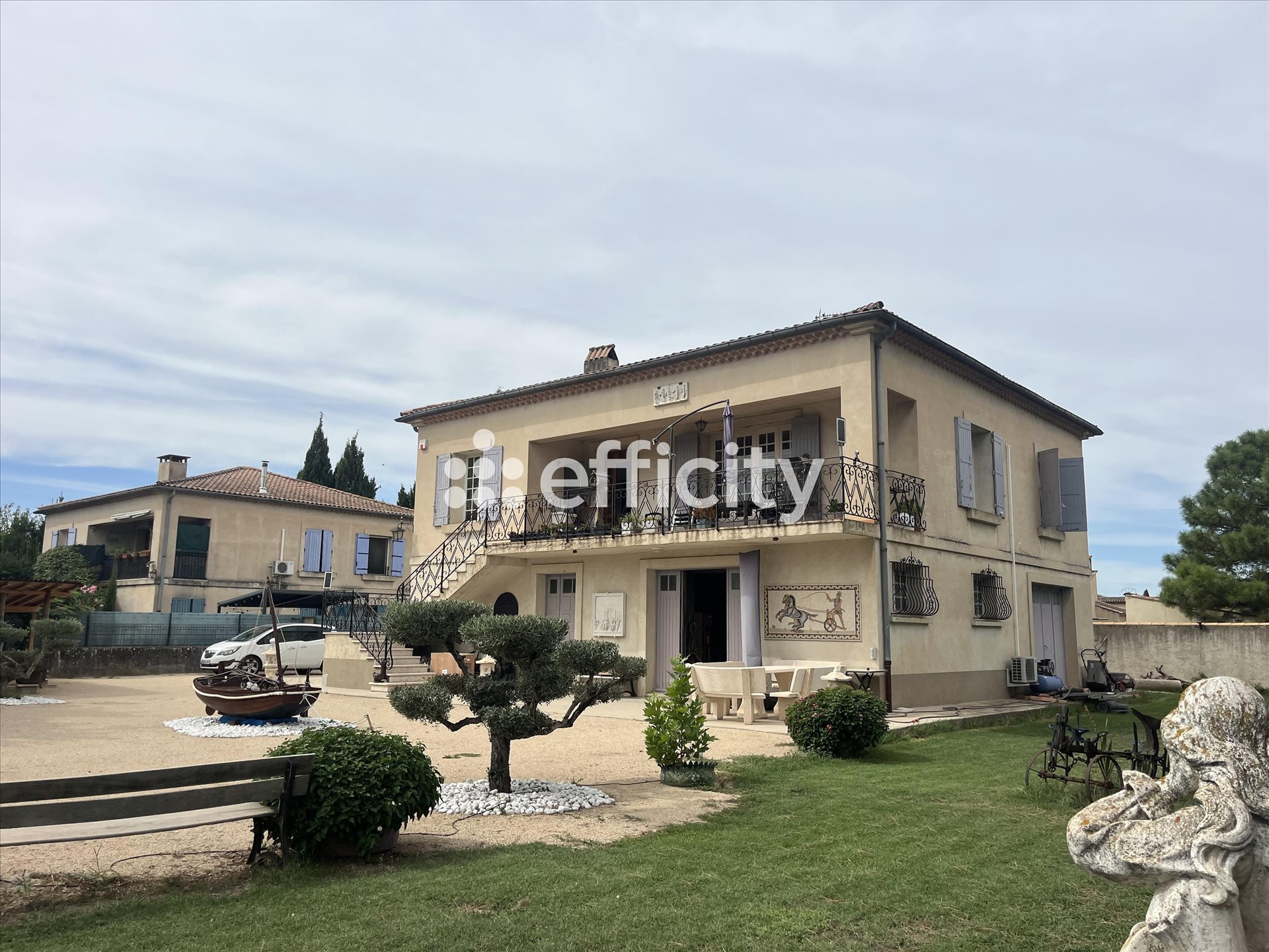 Maison à vendre, 4m², Noves