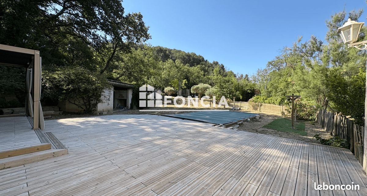 Maison à vendre, 196m², Roquevaire