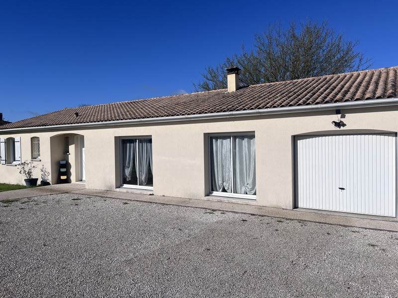 Maison à vendre, 124m², Montmoreau-Saint-Cybard