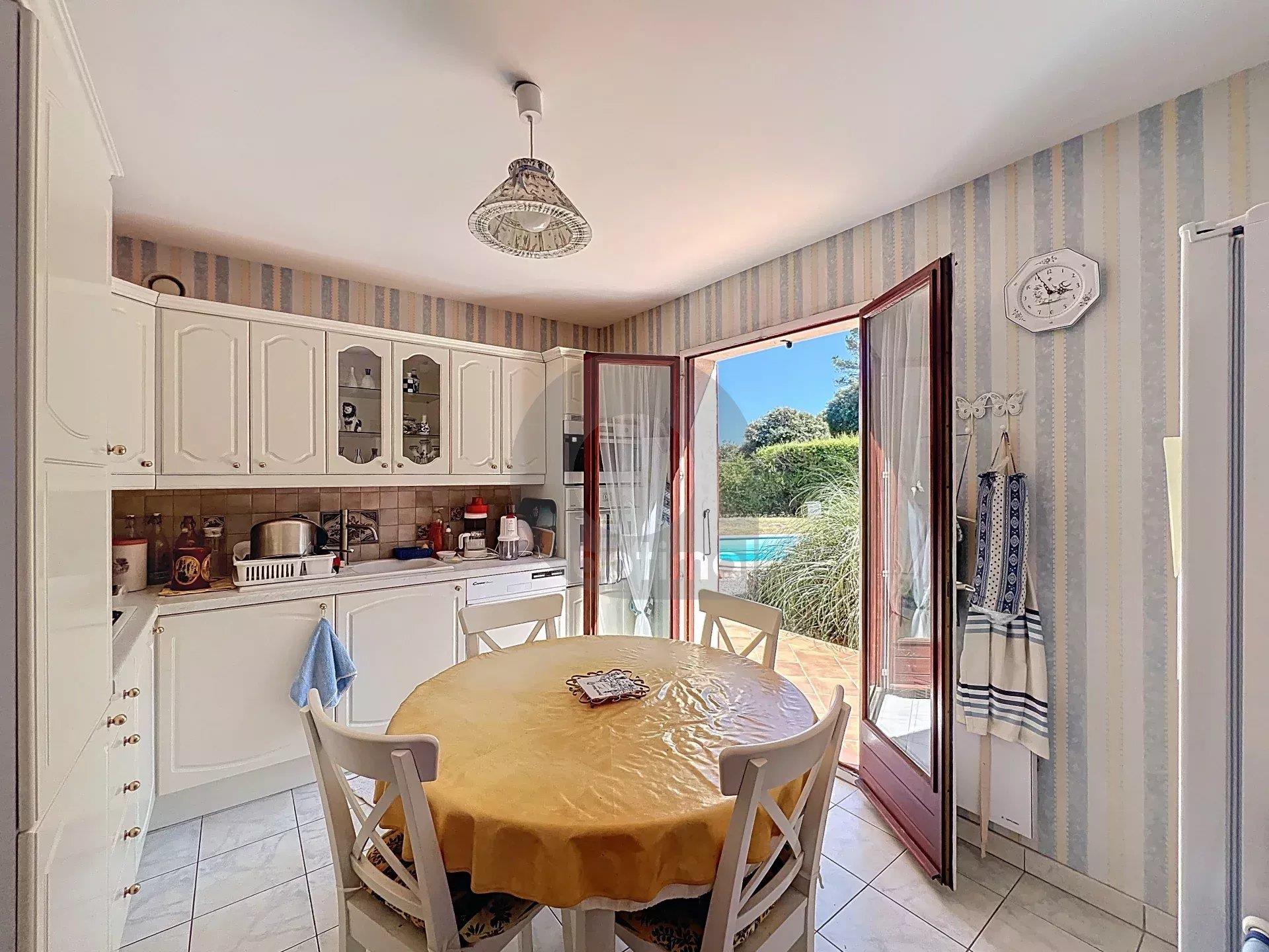 Maison à vendre, 114m², Le Thoronet
