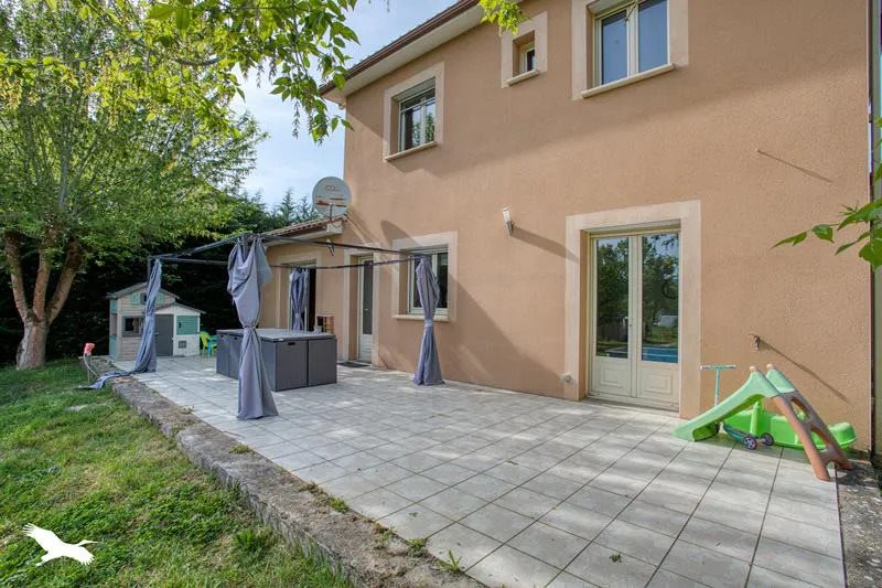 Maison à vendre, 130m², Terrasson-Lavilledieu