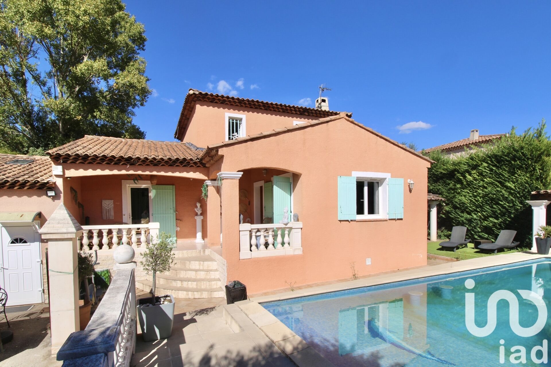 Maison à vendre, 128m², Châteauneuf-le-Rouge