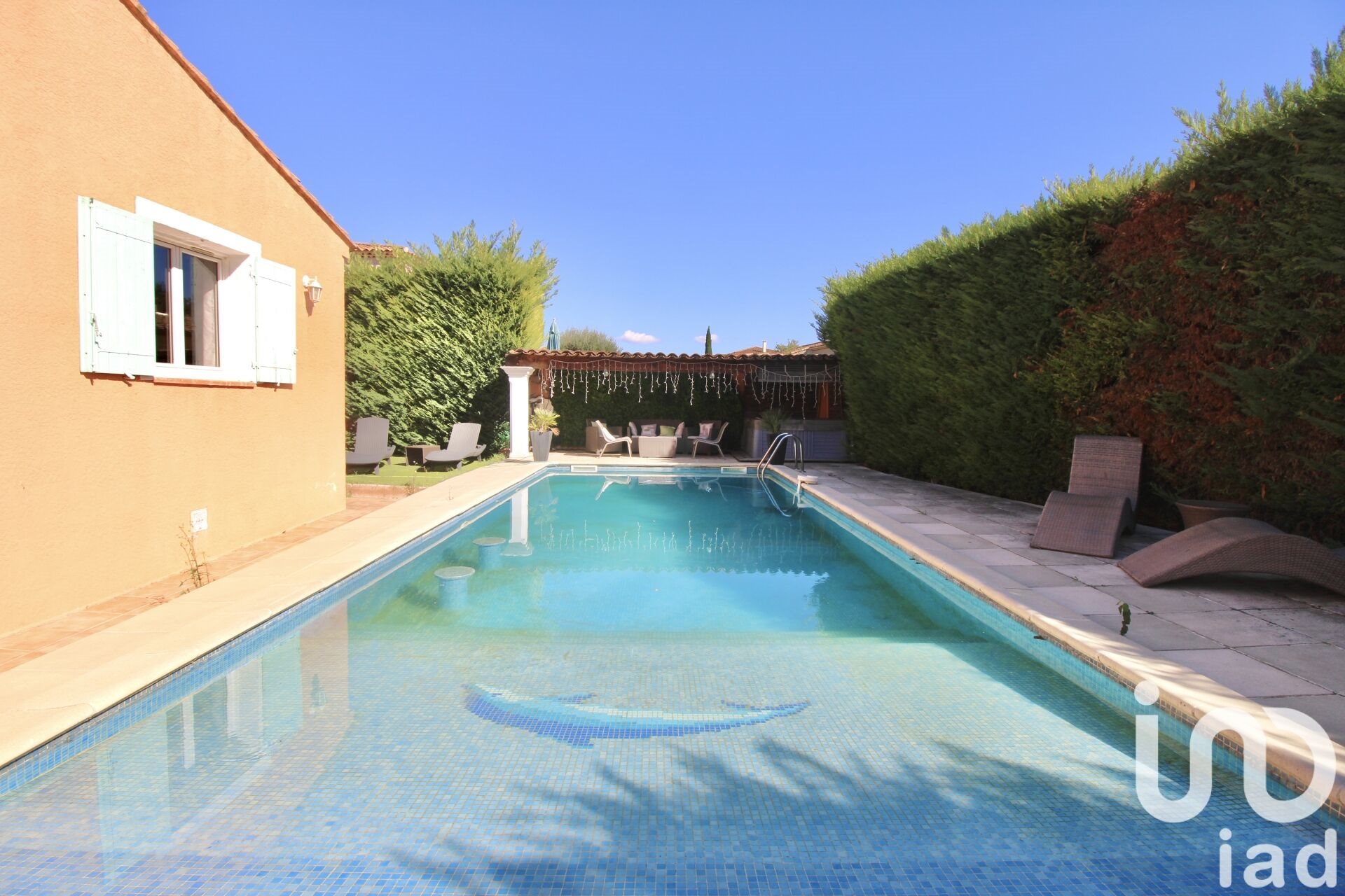 Maison à vendre, 128m², Châteauneuf-le-Rouge