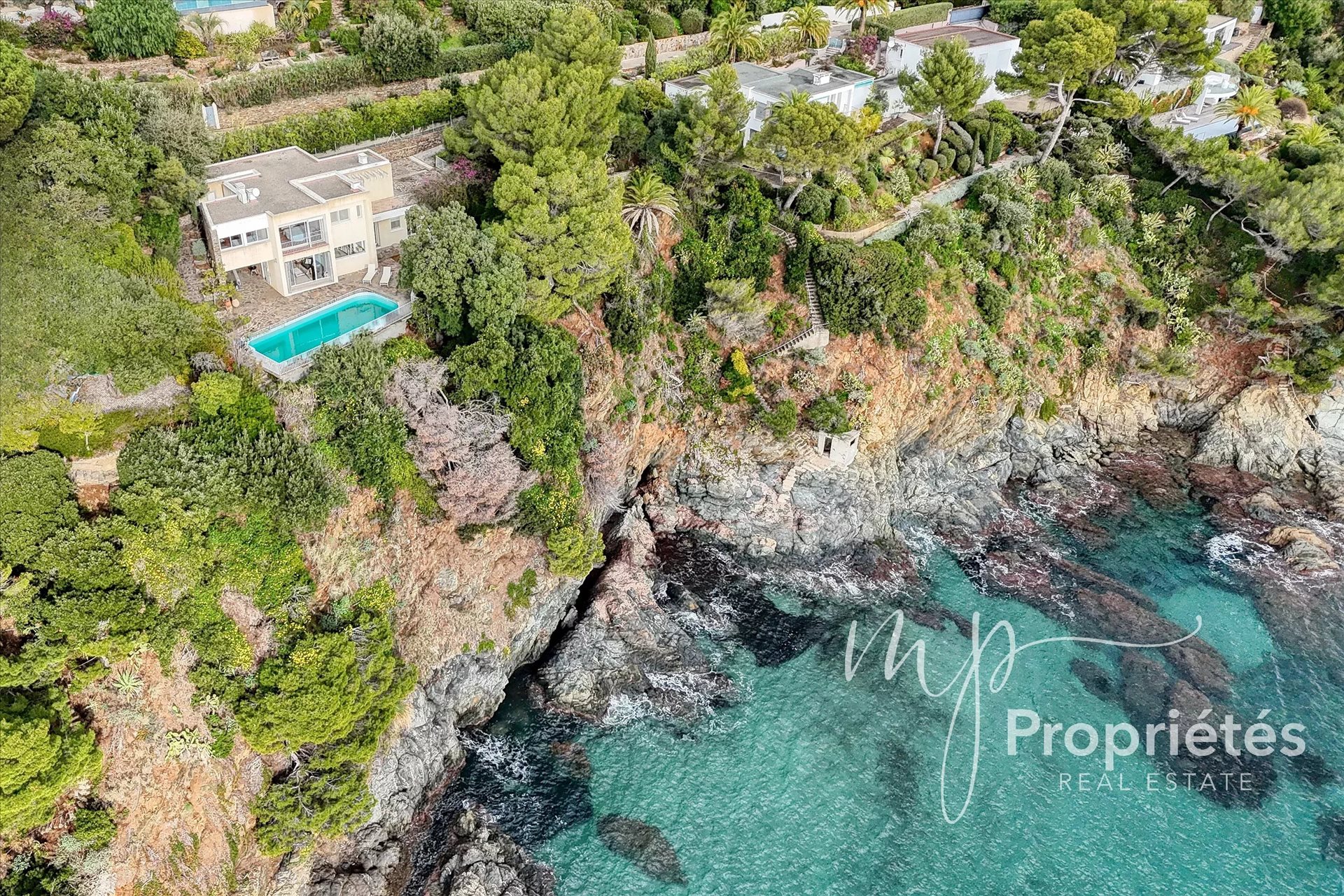 Maison à vendre, 187m², La Croix-Valmer