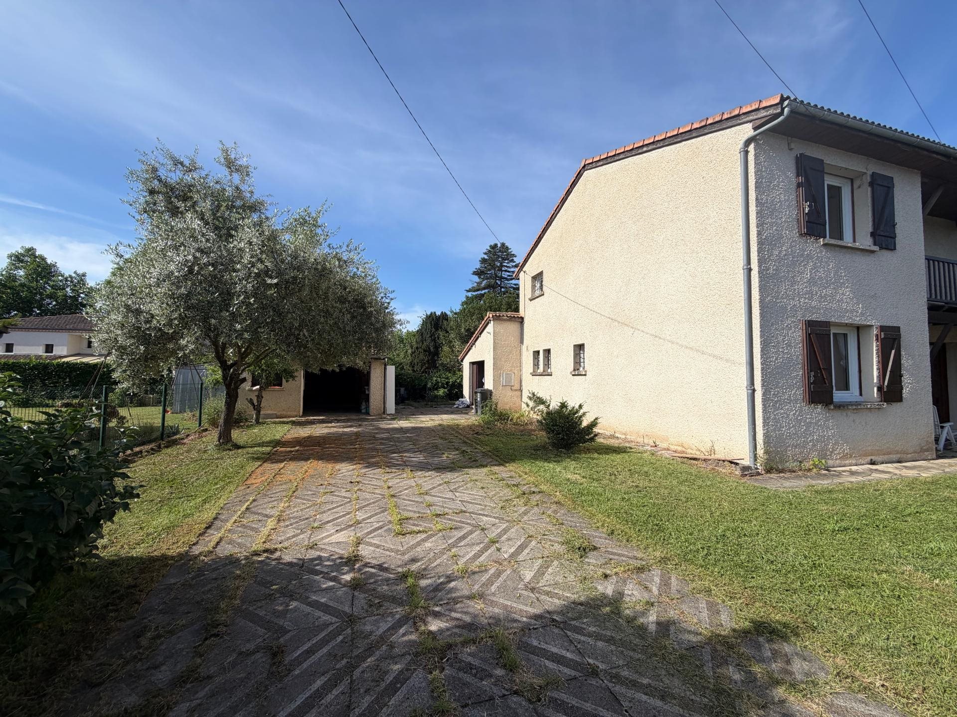 Maison à vendre, 200m², Bias