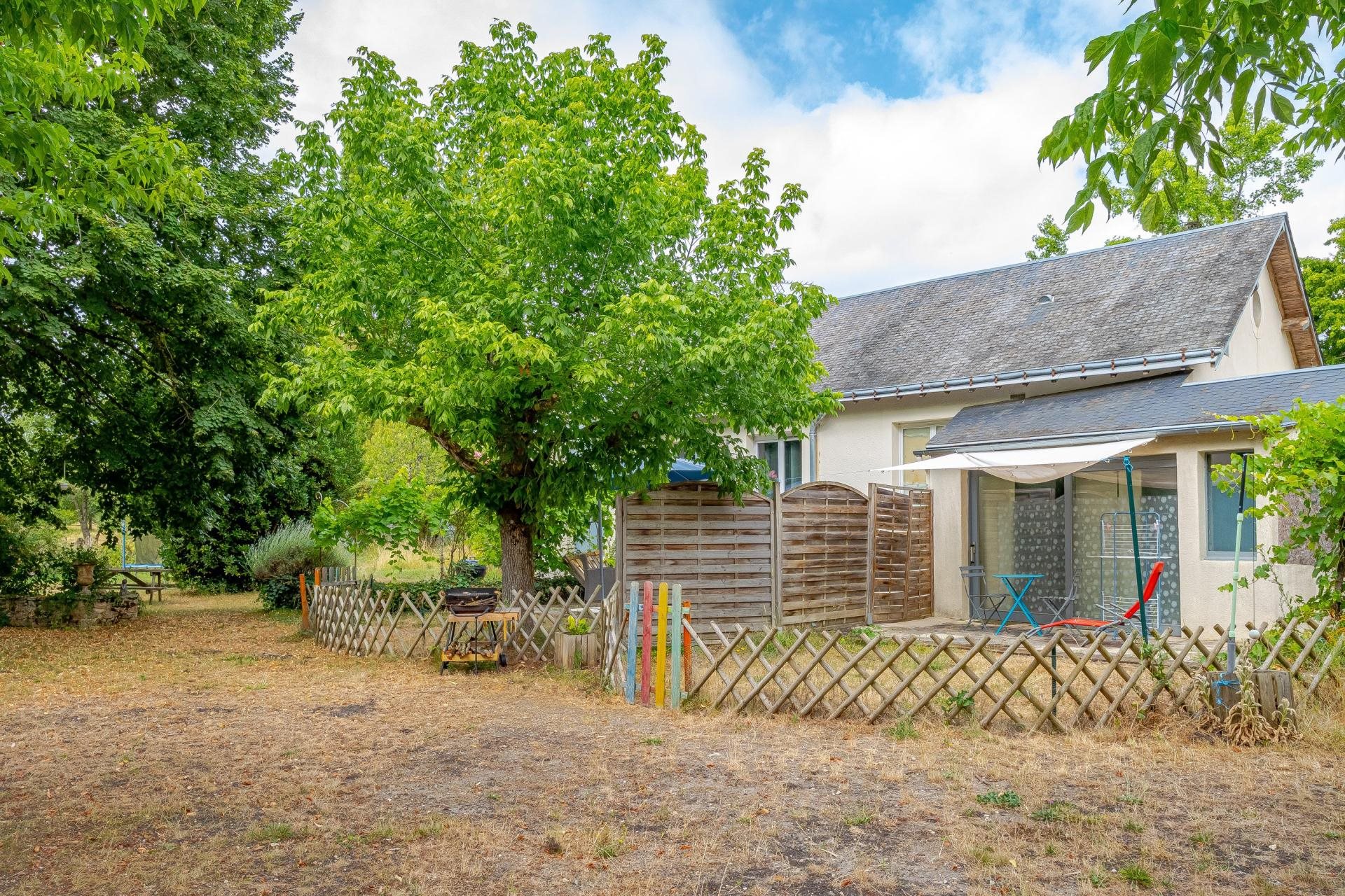 Maison à vendre, 385m², Avrillé-les-Ponceaux