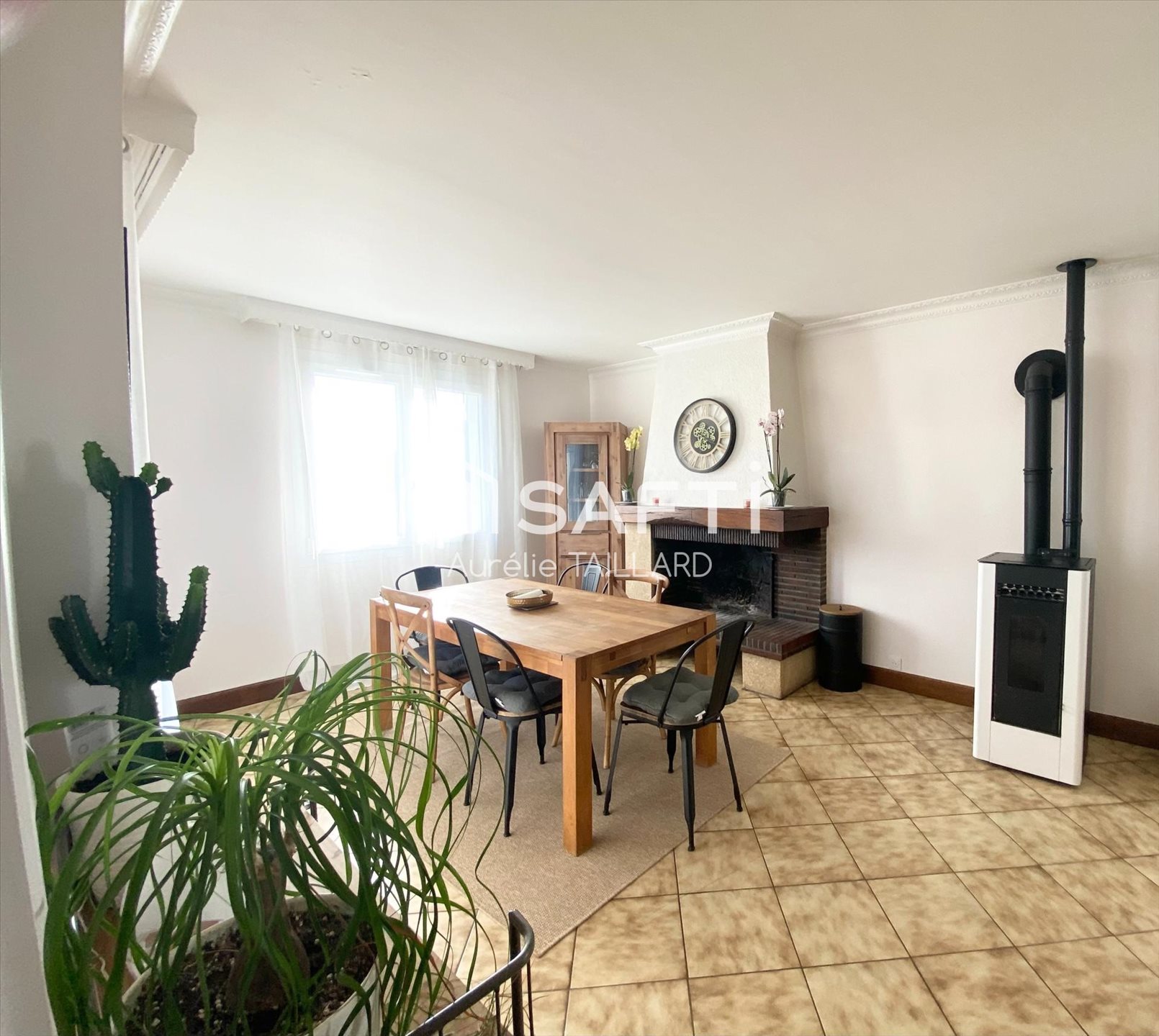 Maison à vendre, 94m², Cravant