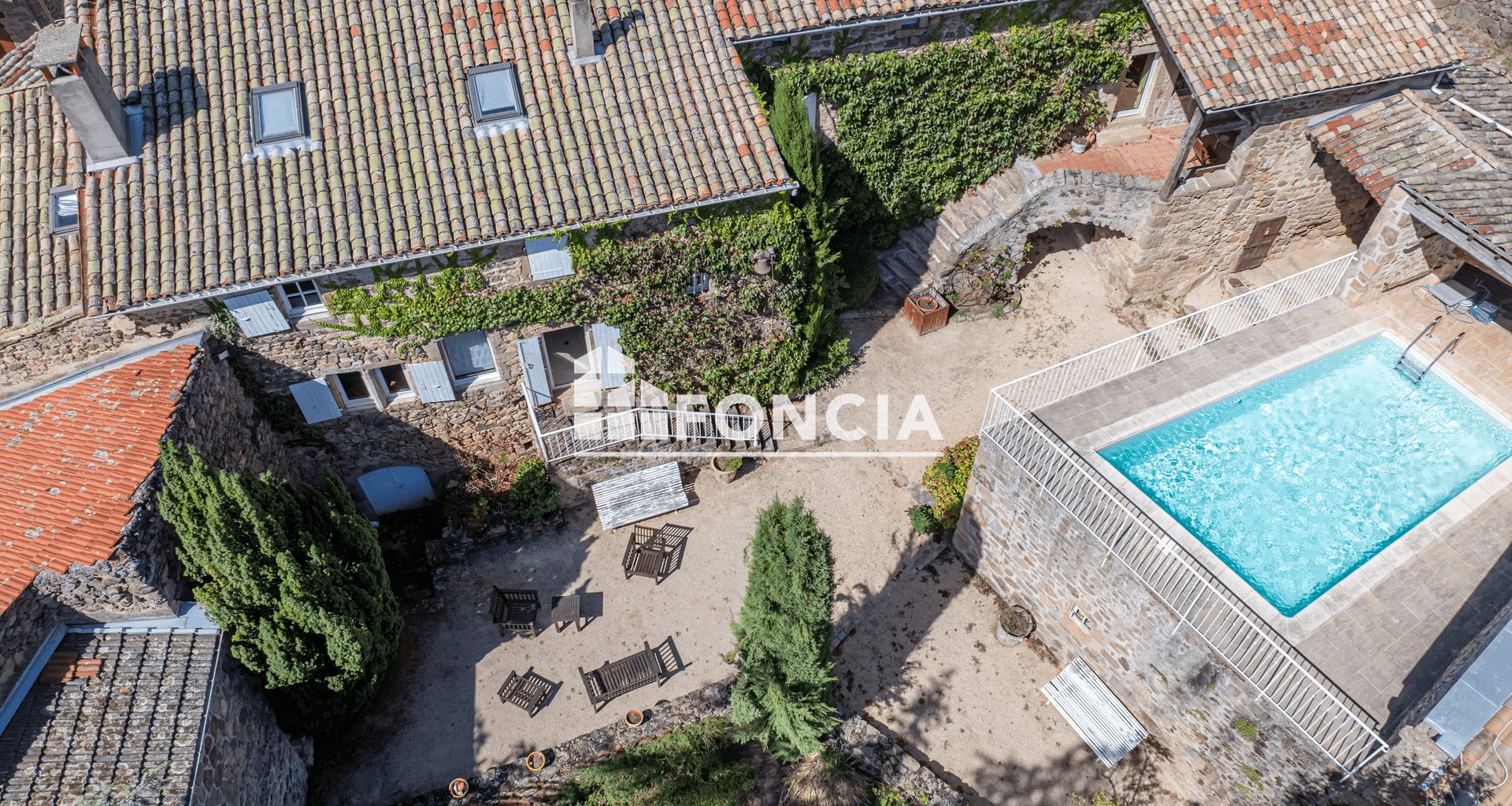 Maison à vendre, 280m², Peaugres