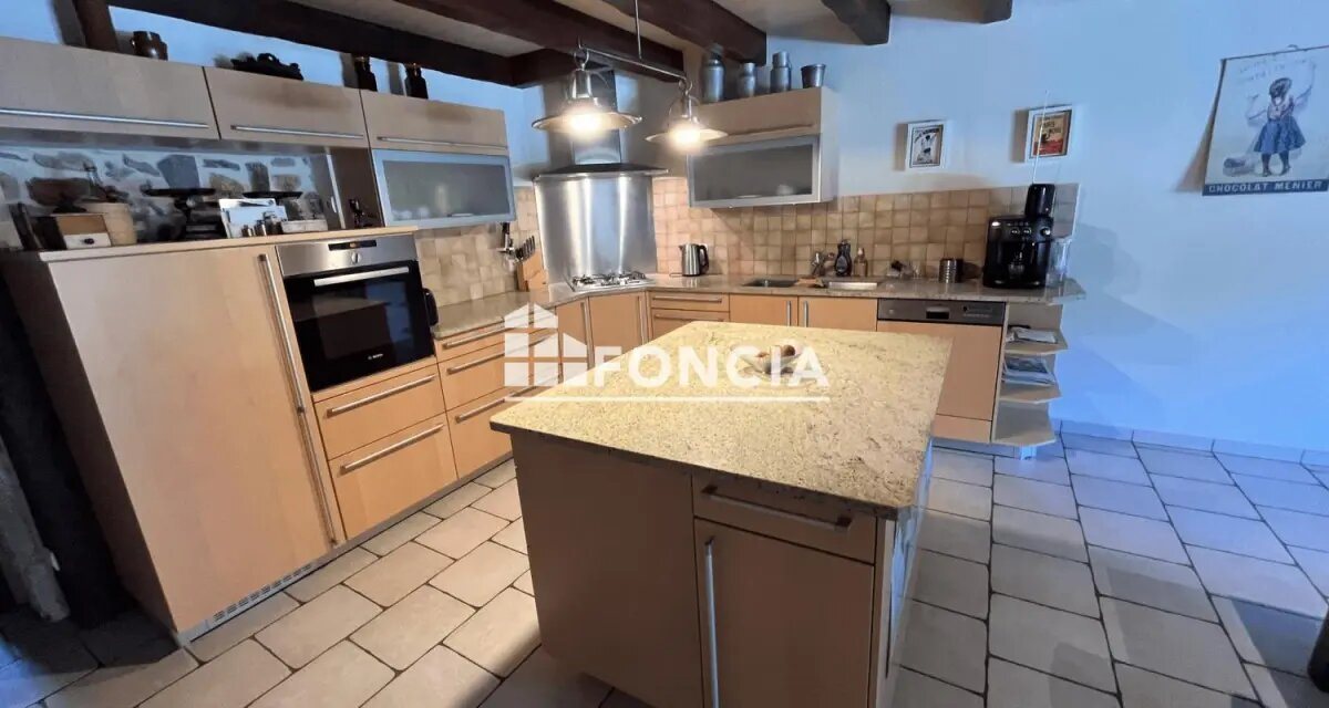 Maison à vendre, 247m², Neydens