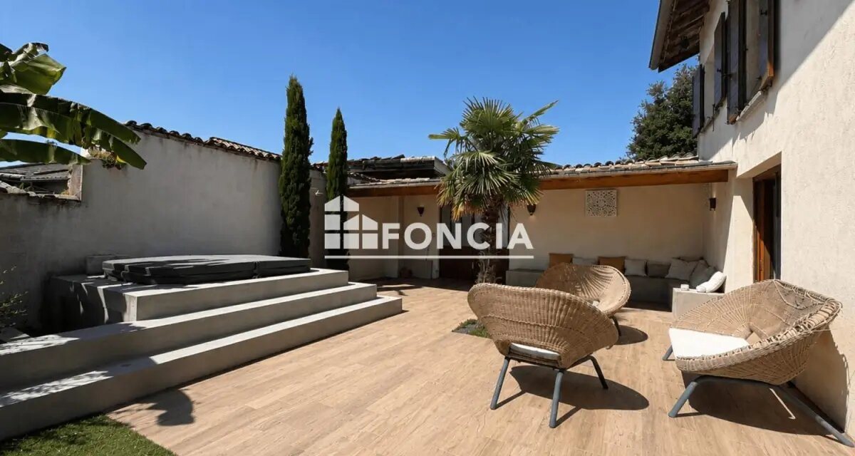 Maison à vendre, 175m², Reyrieux