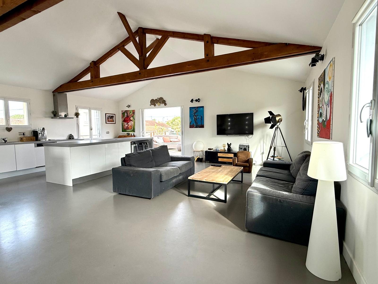 Maison à vendre, 130m², Carignan-de-Bordeaux