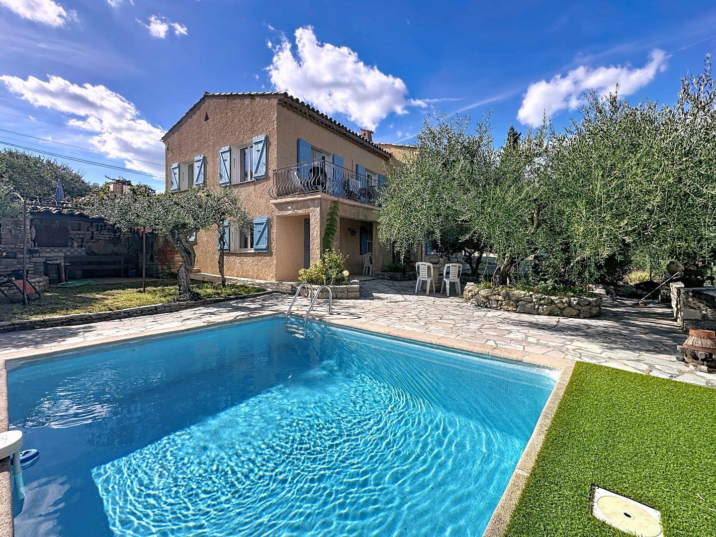 Maison à vendre, 200m², Flayosc