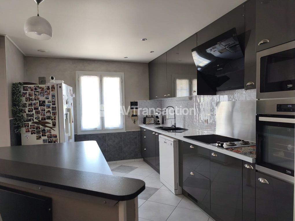 Maison à vendre, 164m², Moulidars
