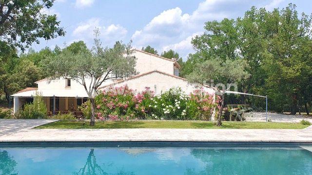 Maison à vendre, 250m², Lorgues