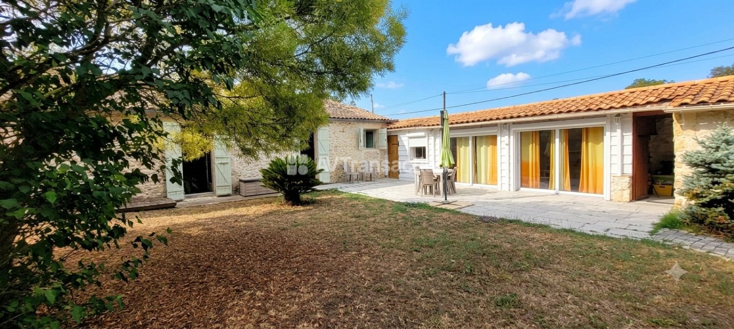 Maison à vendre, 243m², Saint-Seurin-de-Cadourne
