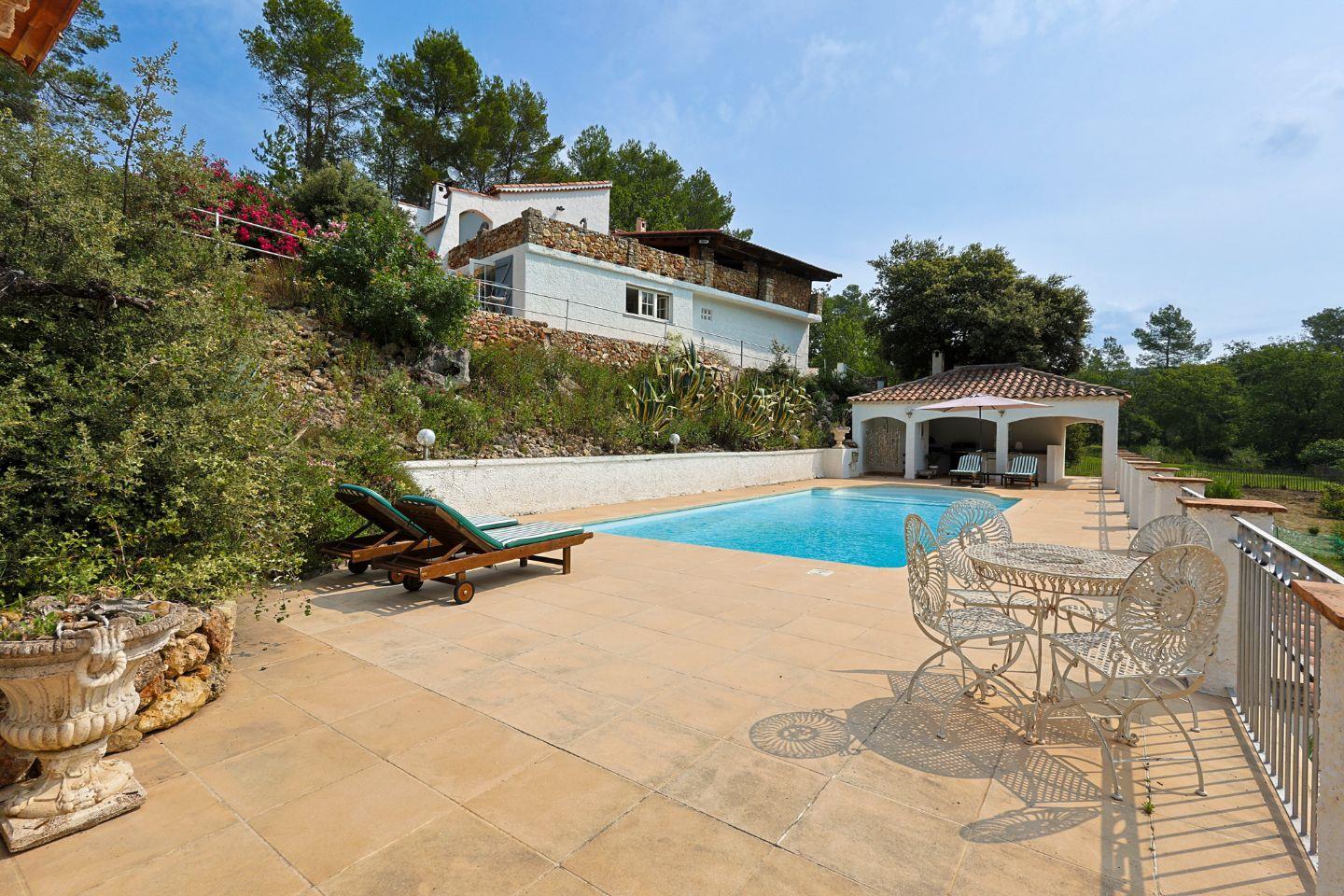 Maison à vendre, 150m², Saint-Antonin-du-Var