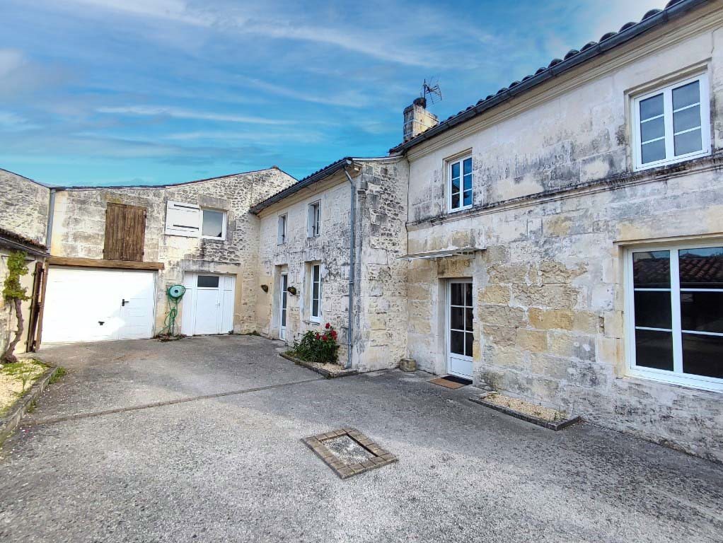 Maison à vendre, 182m², Bougneau