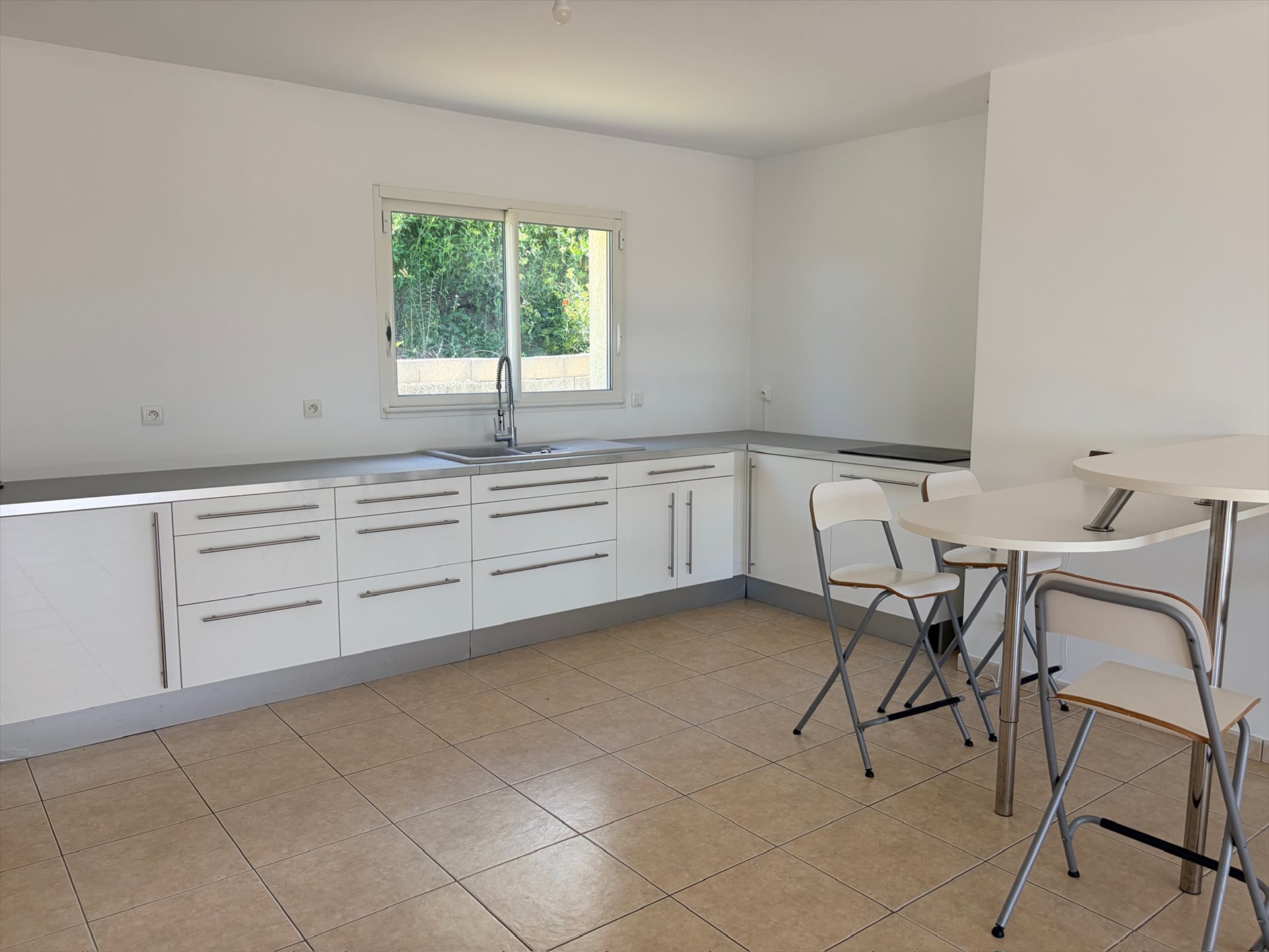 Maison à vendre, 130m², Montmirat