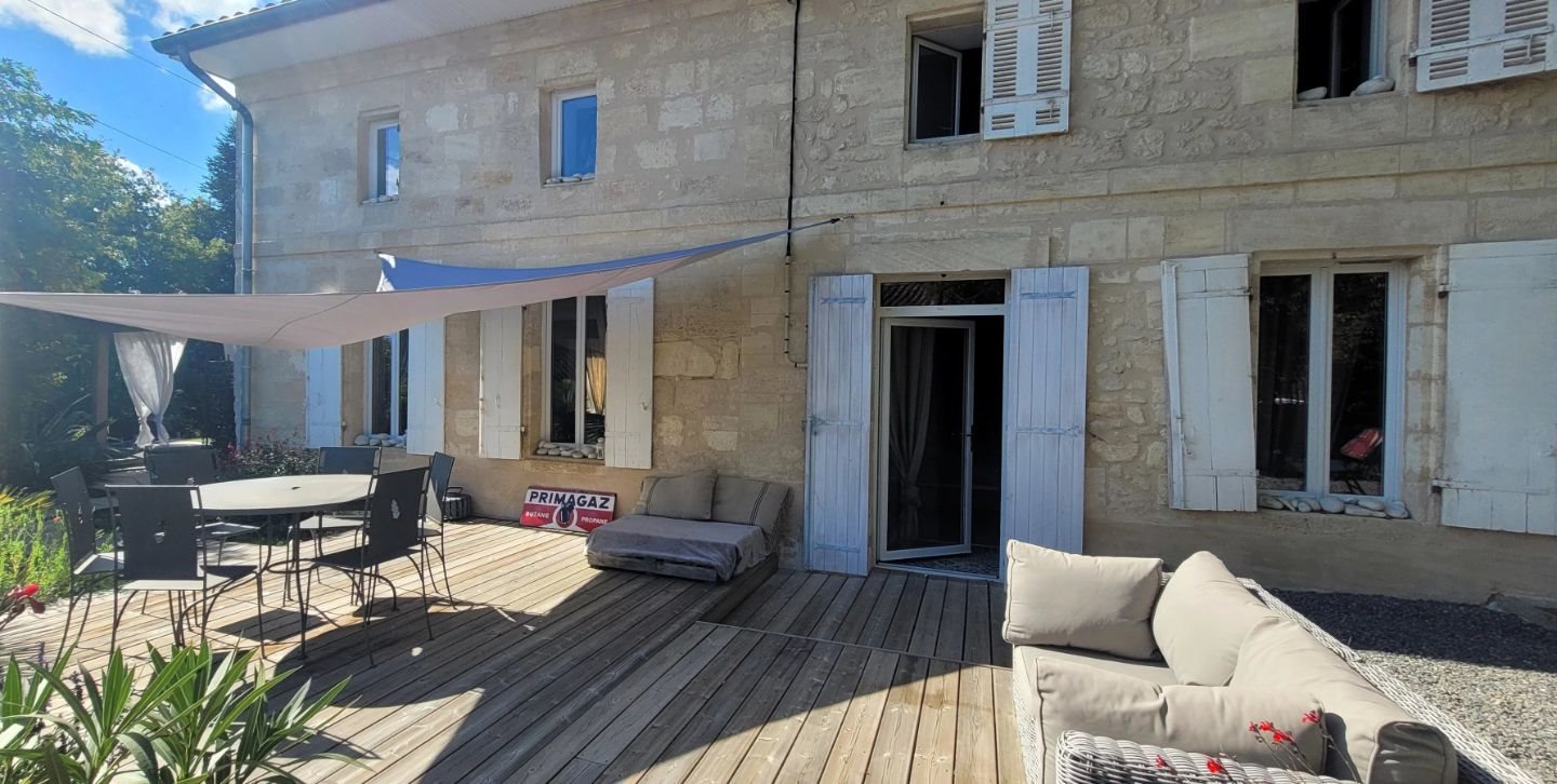 Maison à vendre, 238m², Tauriac