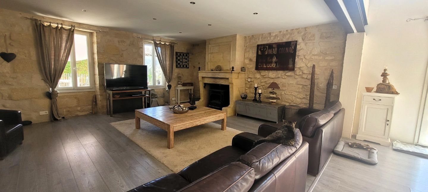 Maison à vendre, 238m², Tauriac