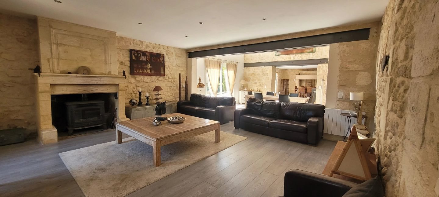 Maison à vendre, 238m², Tauriac