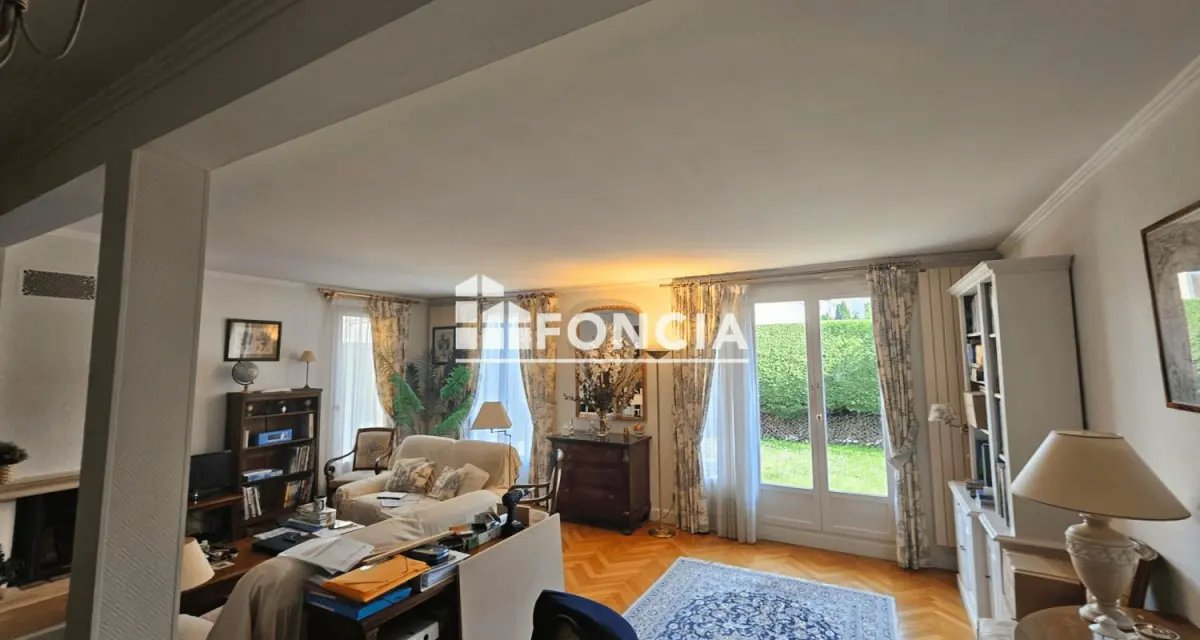 Maison à vendre, 157m², Saint-Germain-en-Laye