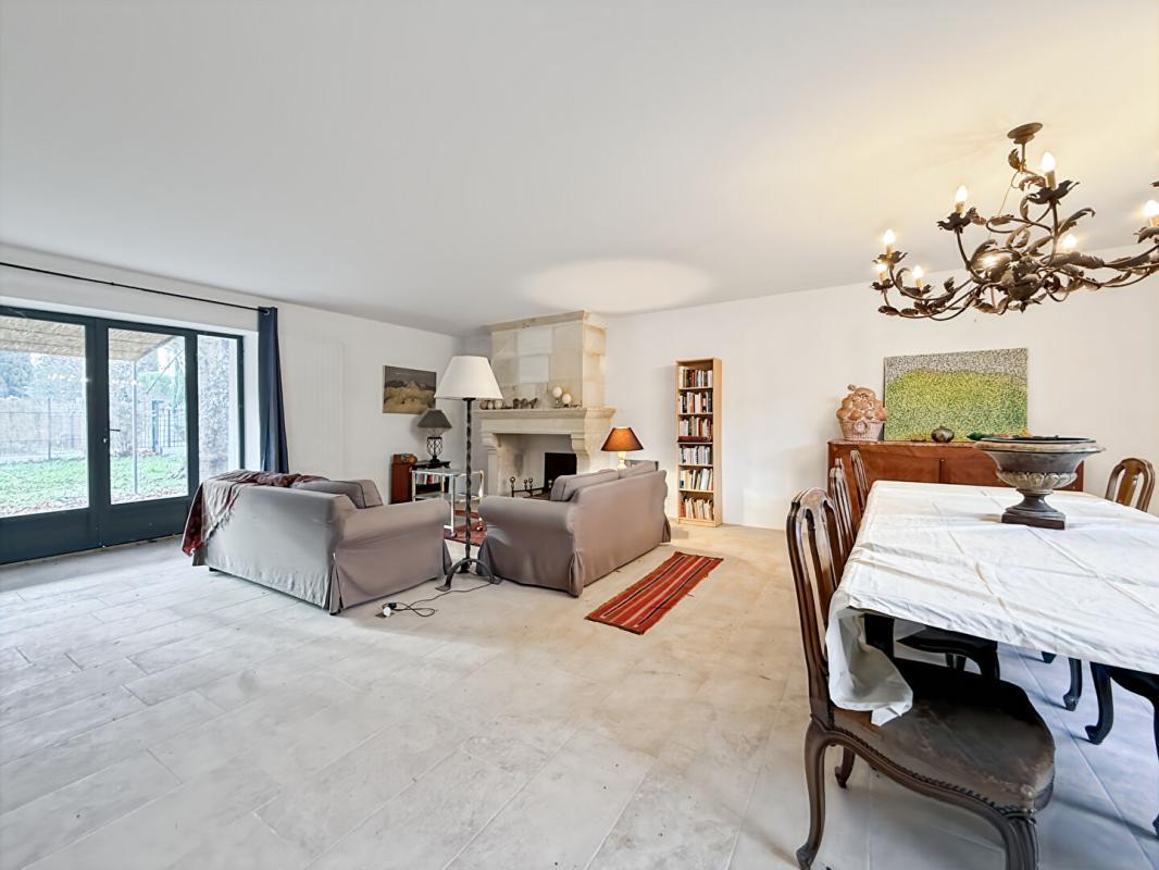 Maison à vendre, 200m², Eygalières