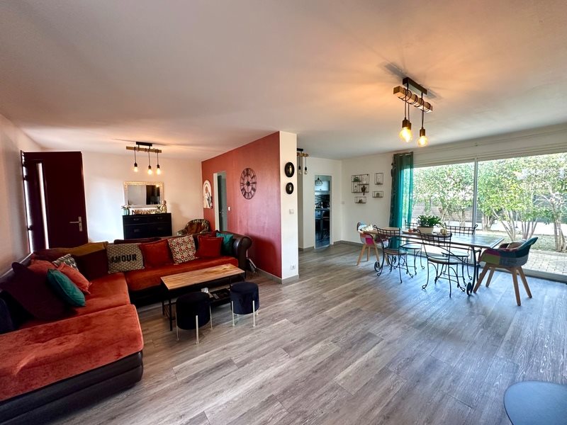 Maison à vendre, 180m², Saint-Drézéry