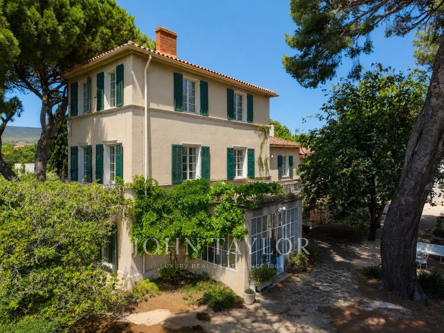 Maison à vendre, 446m², Saint-Cyr-sur-Mer