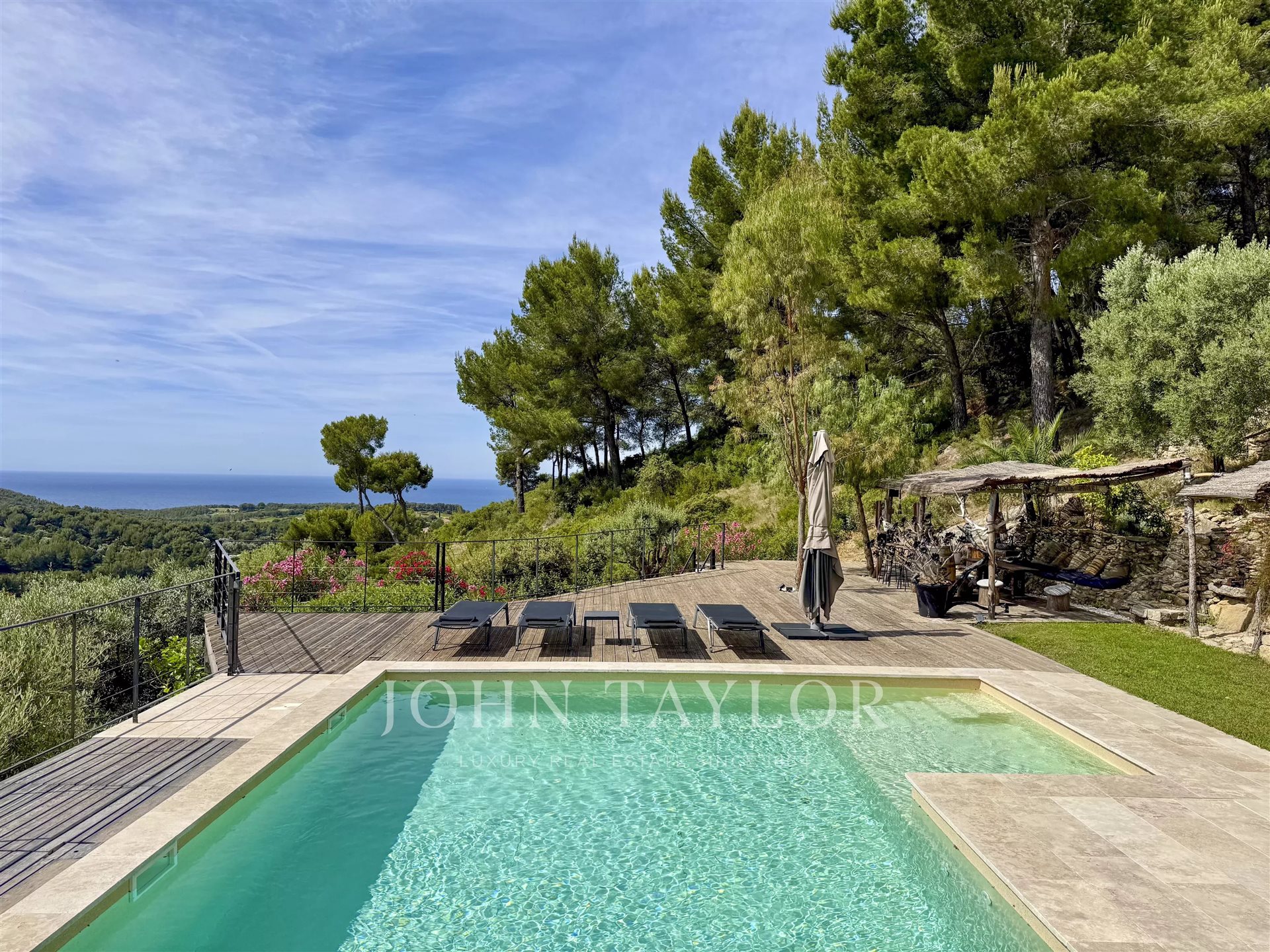 Maison à vendre, 220m², Saint-Cyr-sur-Mer
