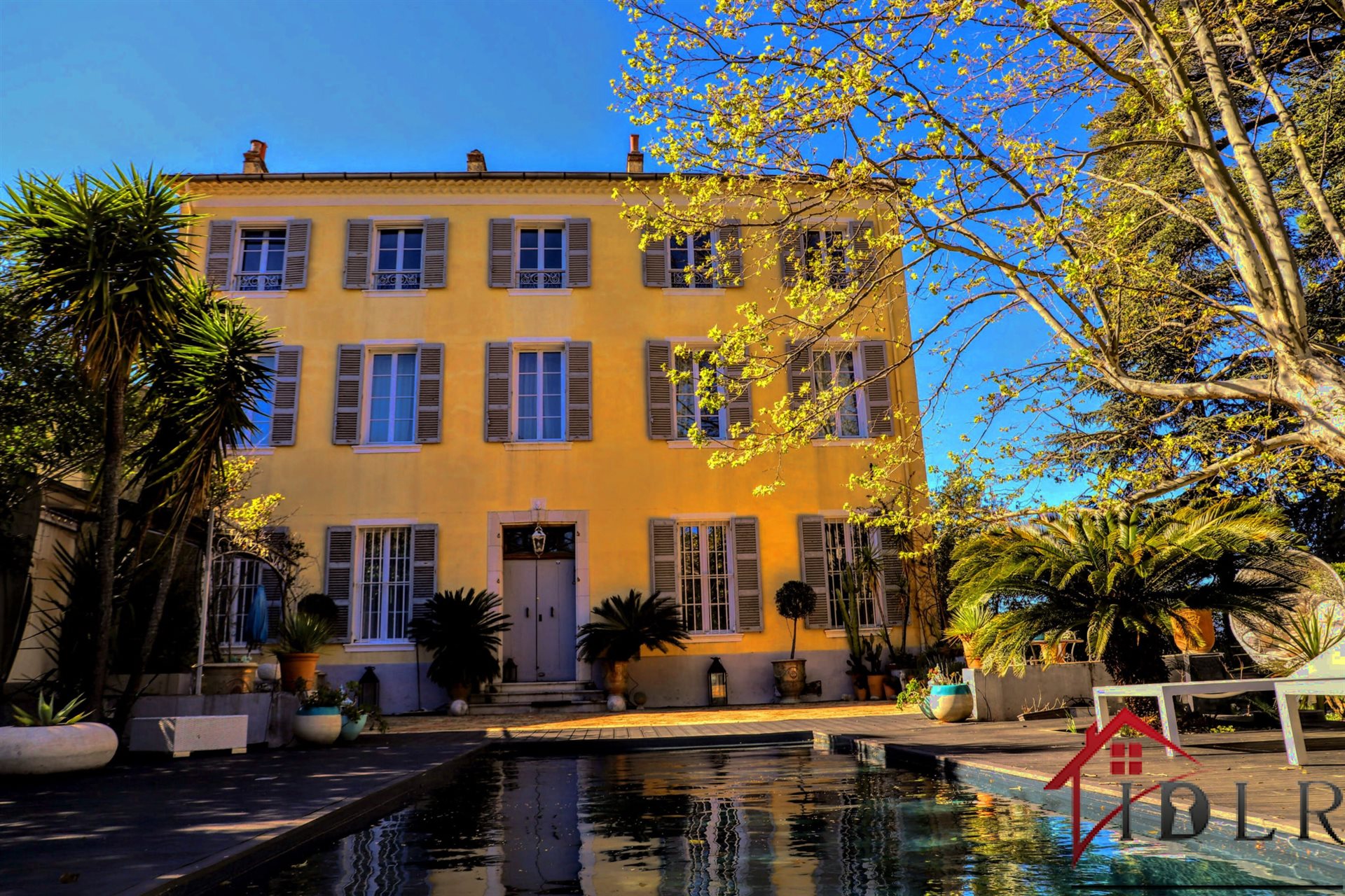 Maison à vendre, 360m², La Crau