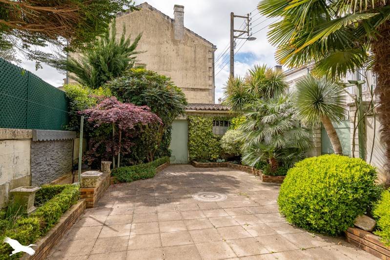 Maison à vendre, 118m², Saintes