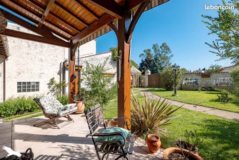 Maison à vendre, 218m², Bussac-sur-Charente
