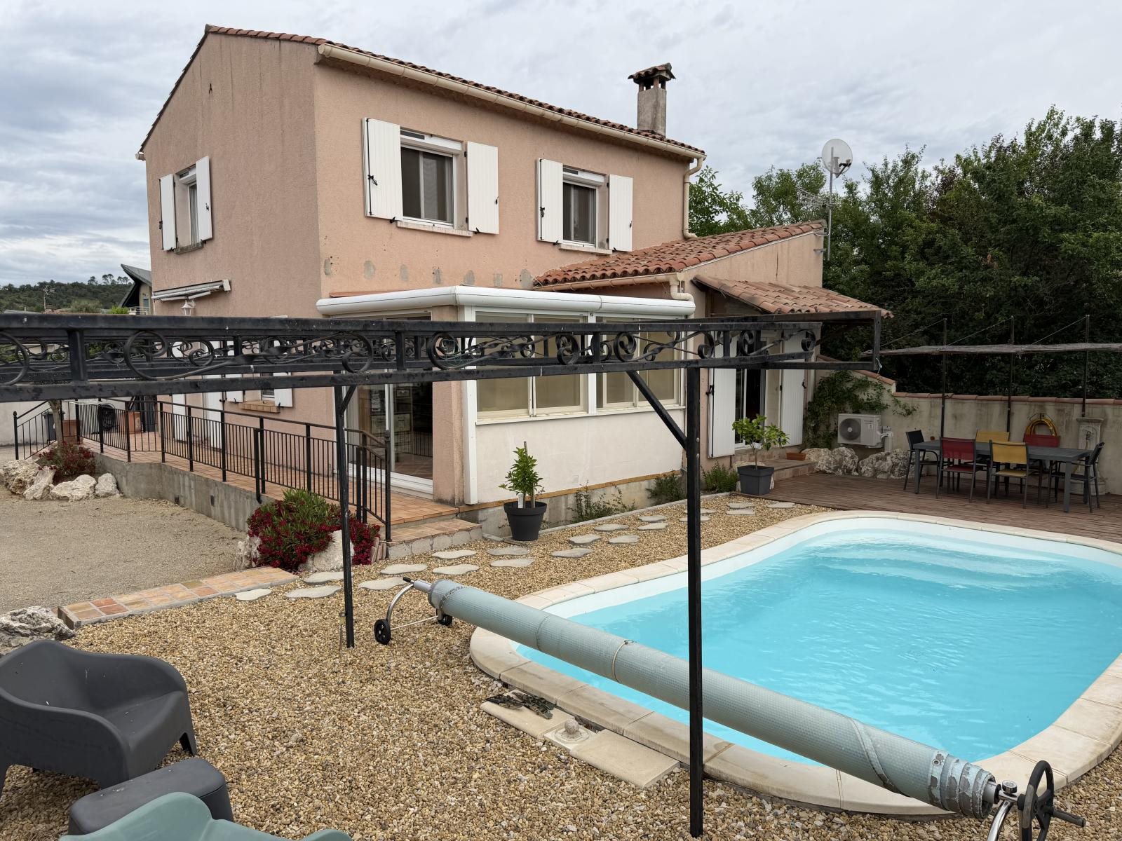 Maison à vendre, 120m², Saint-Privat-des-Vieux