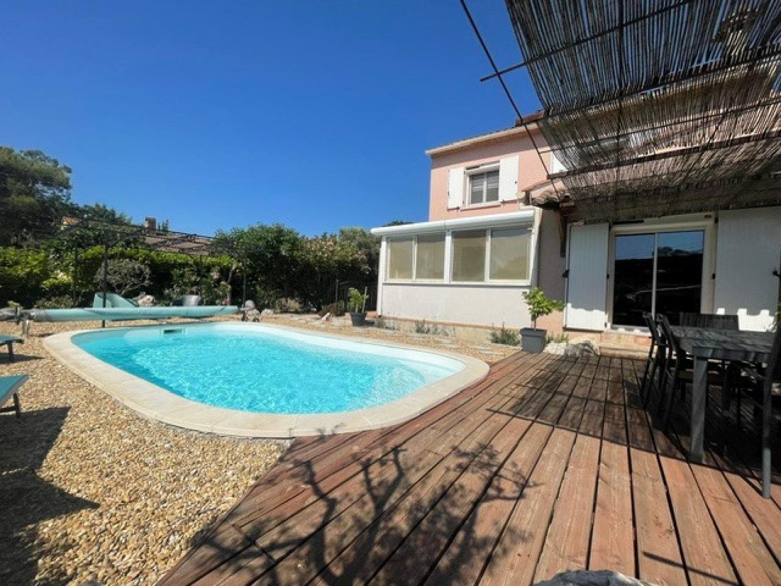 Maison à vendre, 120m², Saint-Privat-des-Vieux