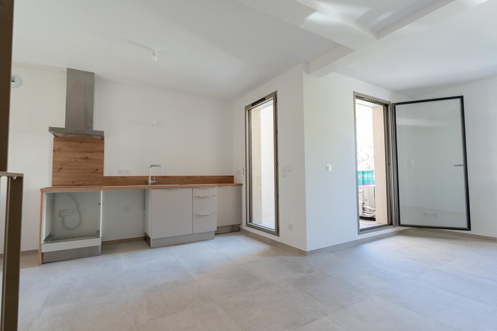 Maison à vendre, 70m², Nîmes