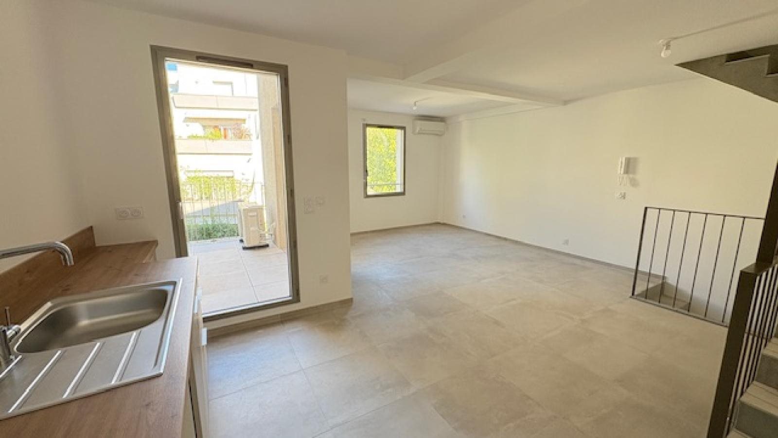 Maison à vendre, 70m², Nîmes