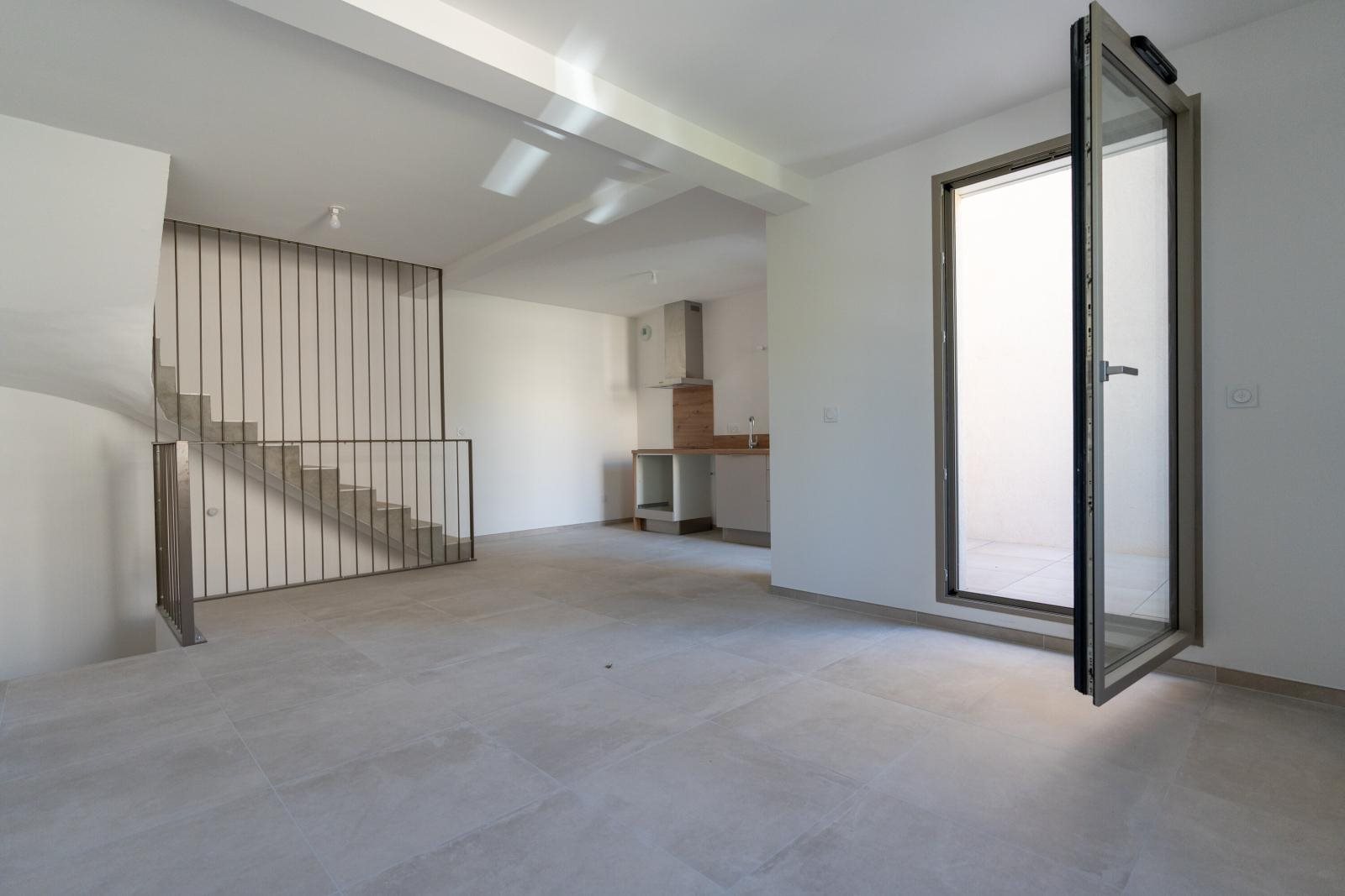 Maison à vendre, 70m², Nîmes