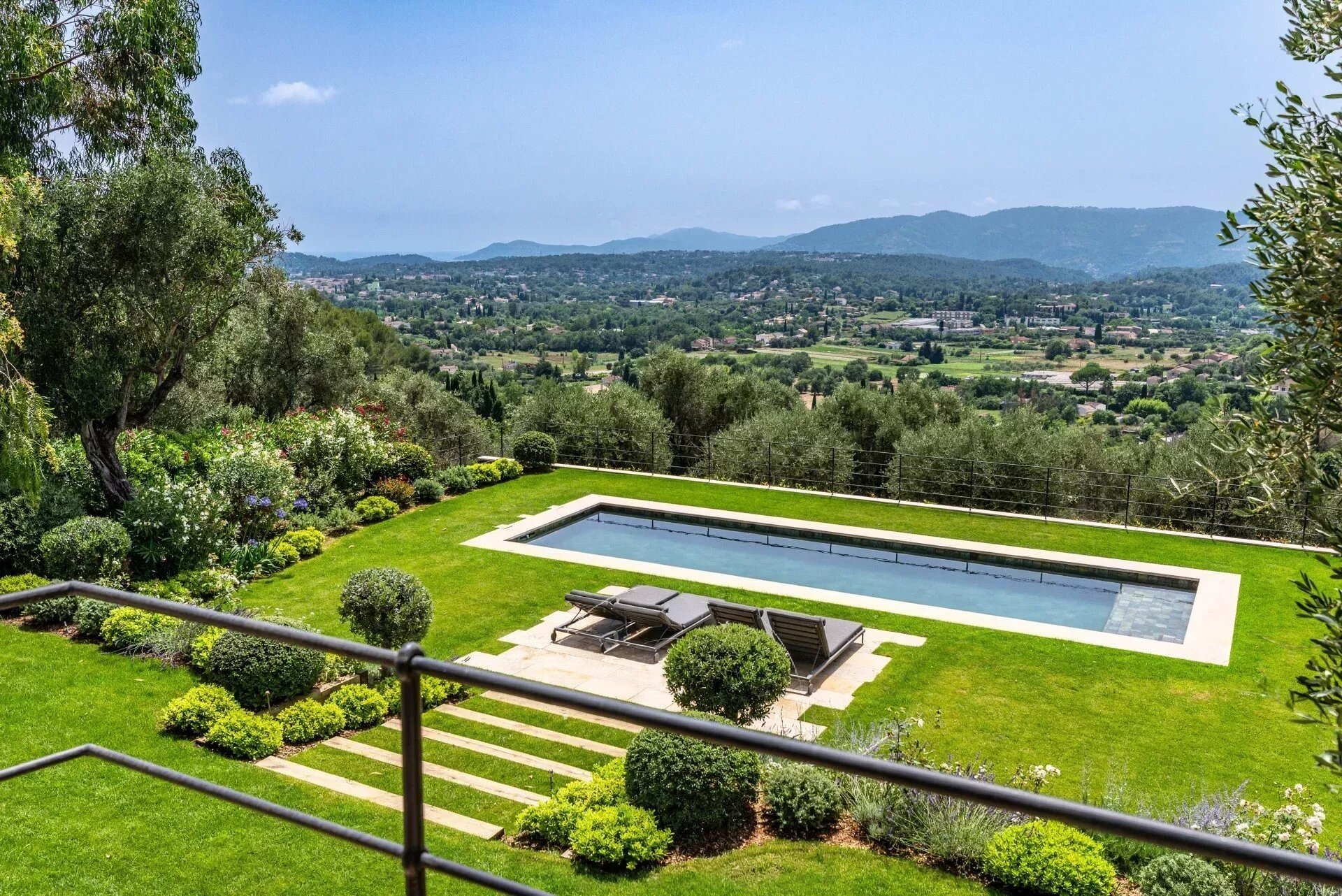 Maison à vendre, 410m², Grasse