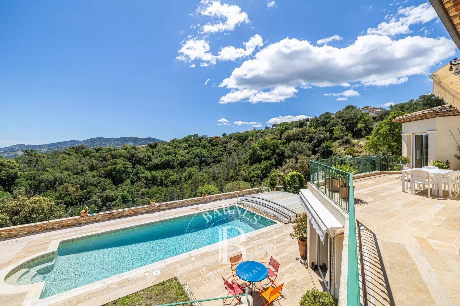 Maison à vendre, 273m², Peymeinade