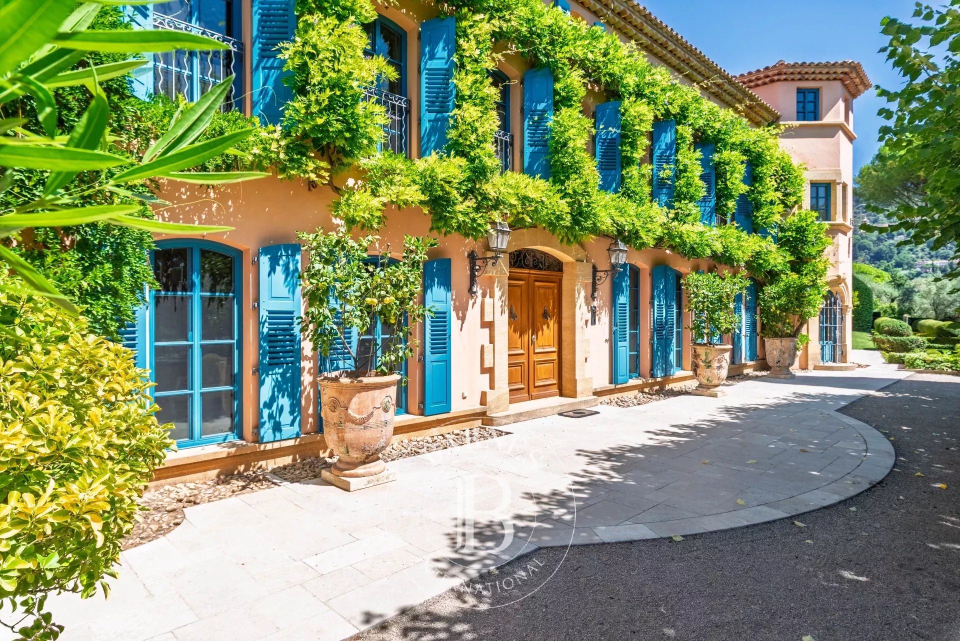 Maison à vendre, 1100m², Grasse