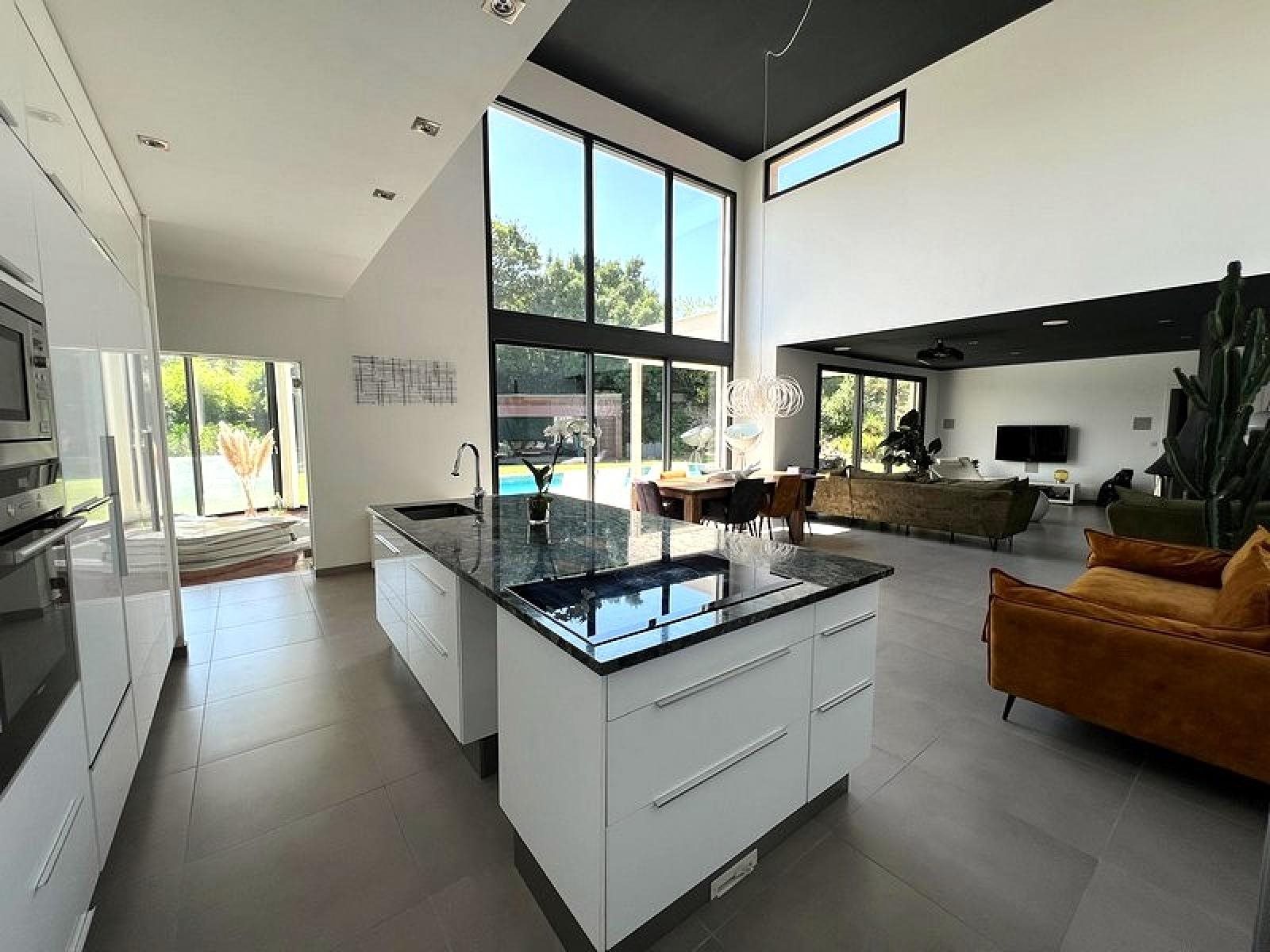 Maison à vendre, 200m², Sommières
