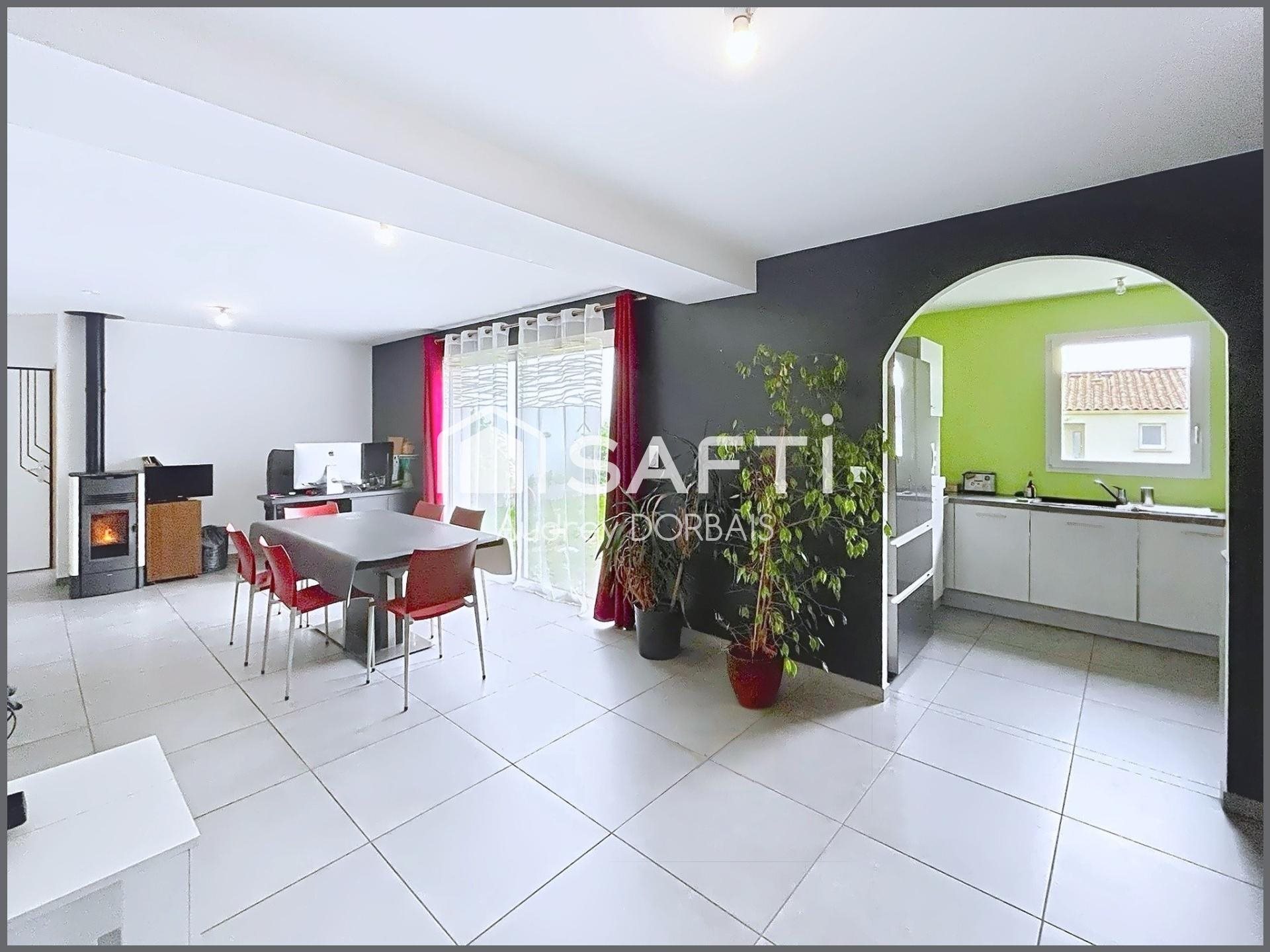 Maison à vendre, 103m², Sainte-Soulle