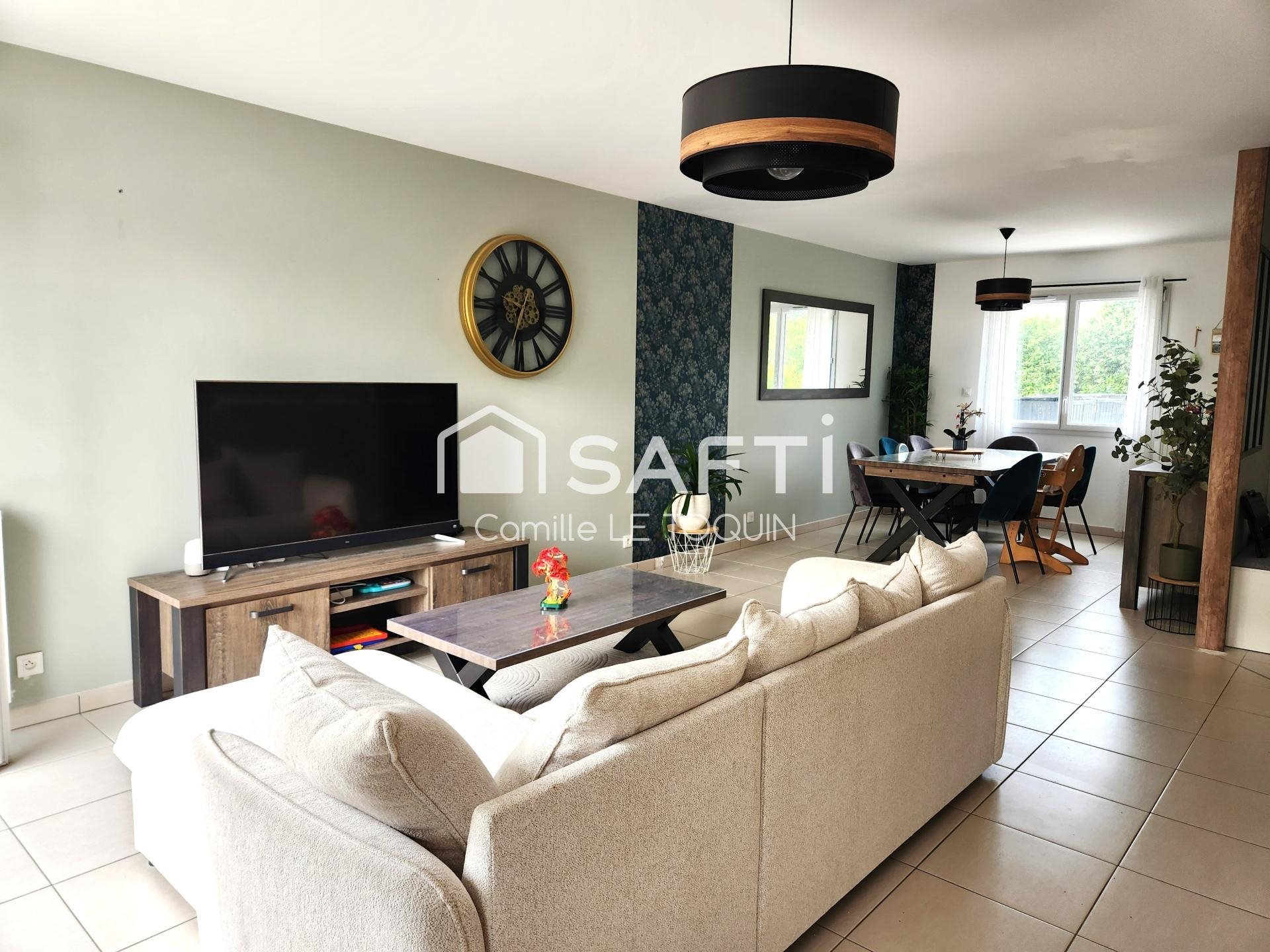 Maison à vendre, 136m², Ecouflant