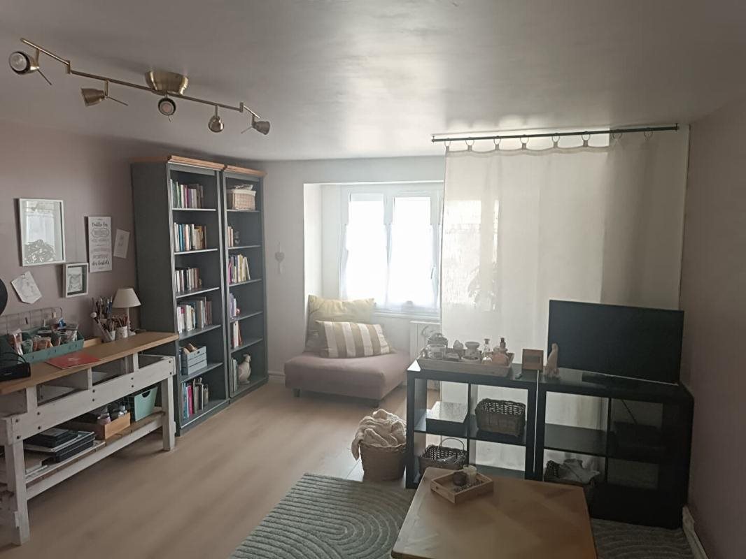 Maison à vendre, 83m², Meslan