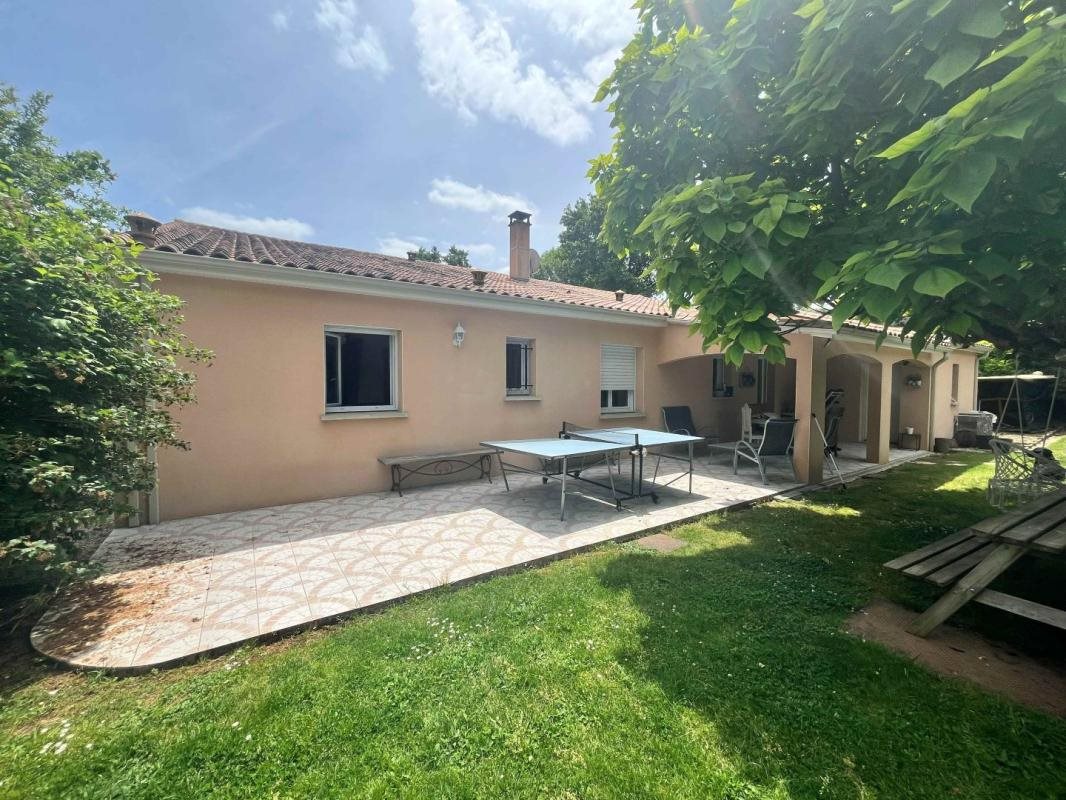 Maison à vendre, 137m², Terrasson-Lavilledieu