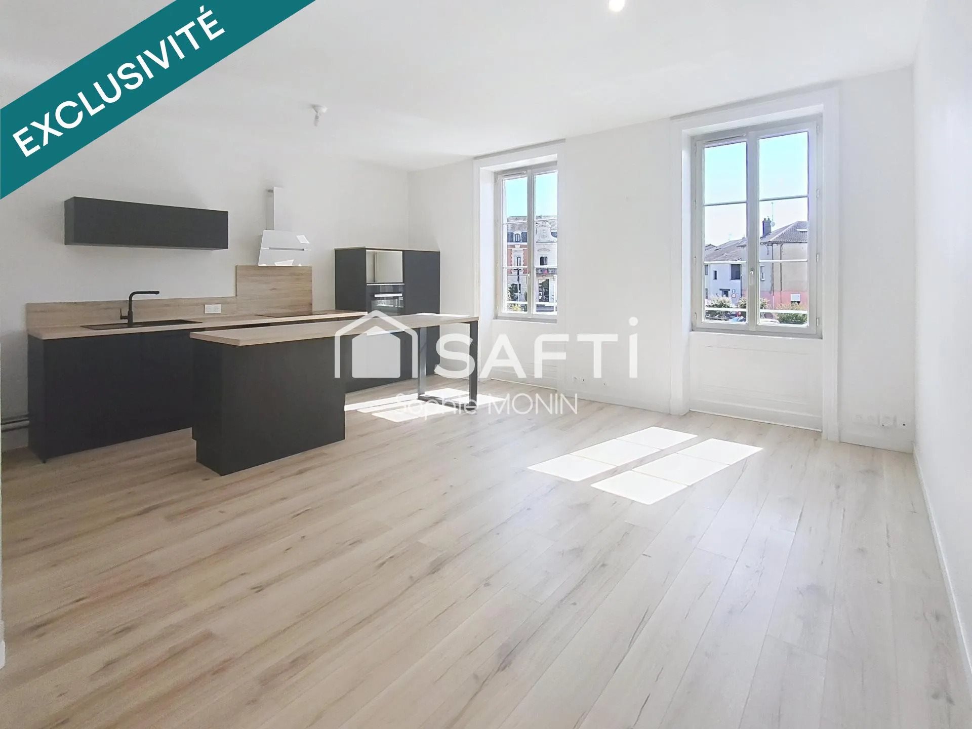 Appartement à vendre, 45m², Saint-Laurent-sur-Saône